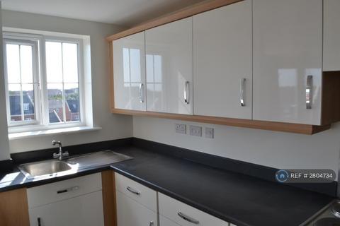 2 bedroom flat to rent, Waggon Road, Leeds, LS10