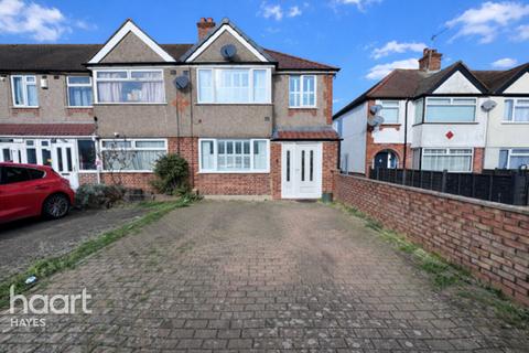 undefined, Selan Gardens, Hayes