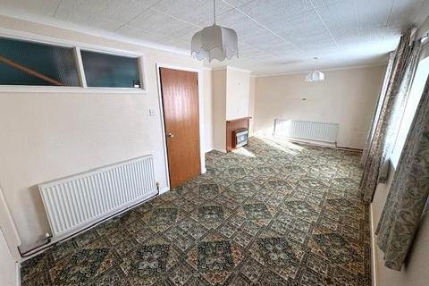 undefined, Kingswood Avenue, Park North, Swindon