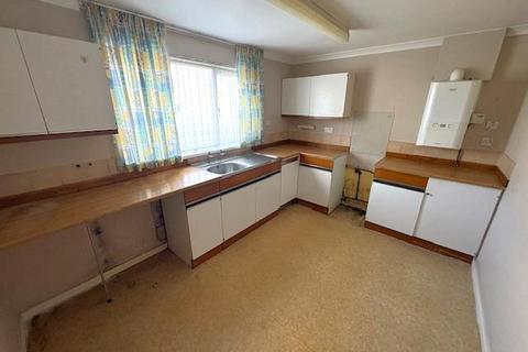 undefined, Kingswood Avenue, Park North, Swindon