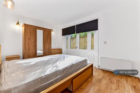 2 bedroom flat to rent, Reed Place, London, SW4