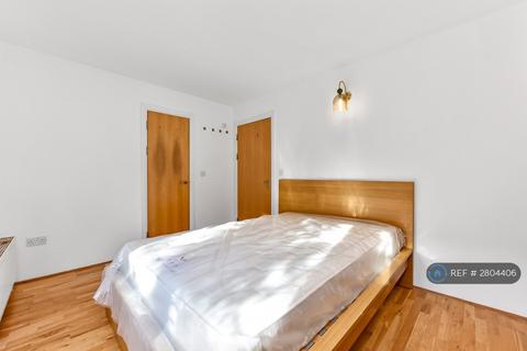 2 bedroom flat to rent, Reed Place, London, SW4