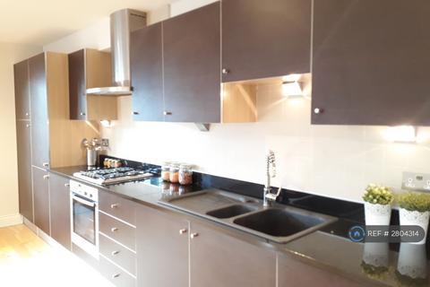 2 bedroom flat to rent, Ferdinand Street, London, NW1