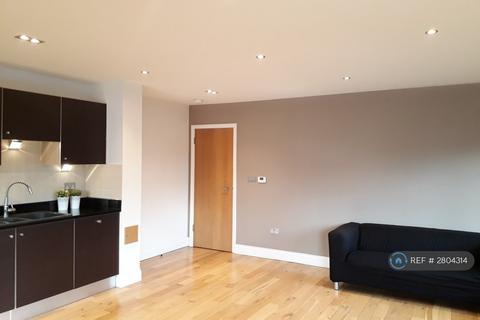 2 bedroom flat to rent, Ferdinand Street, London, NW1