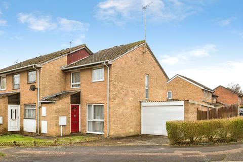 Stace Way, Crawley RH10