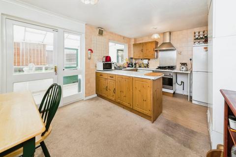 undefined, Stace Way, Crawley RH10