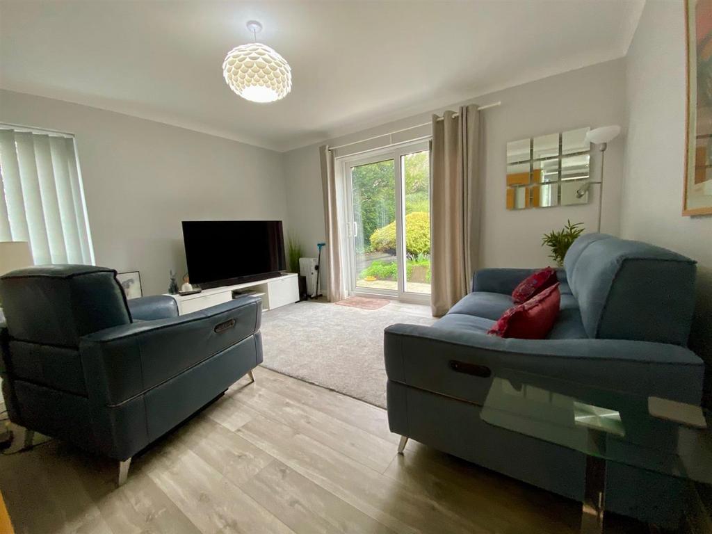 Living Room.jpg