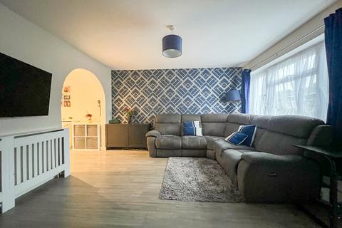 3 bedroom terraced house for sale, Cedar Close, Patchway, Bristol, BS34