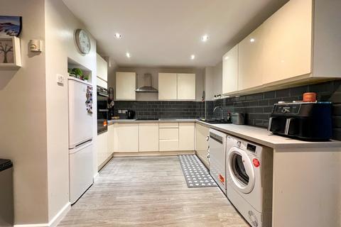 3 bedroom terraced house for sale, Cedar Close, Patchway, Bristol, BS34