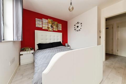 2 bedroom flat for sale, Hartington Place, Letchworth Garden City
