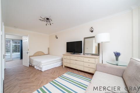 6 bedroom house for sale, Bearing Way, London IG7