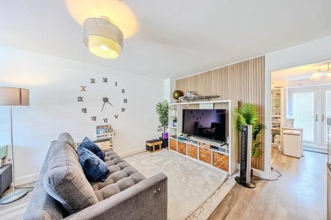 3 bedroom end of terrace house for sale, Bailey Bridge Drive, Chepstow