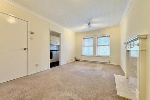2 bedroom flat to rent, Bridgewater Court, Grove Lane, Headingley, Leeds, LS6