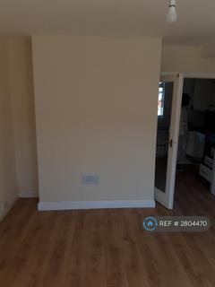 2 bedroom terraced house to rent, Hilbury Avenue, Manchester, M9