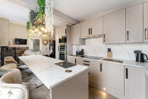 3 bedroom semi-detached house for sale, Avon Road, Ashton-In-Makerfield, WN4
