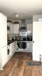1 bedroom flat to rent, Saxon House, Hackbridge, SM6
