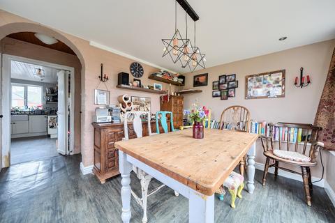 undefined, Kimmins Road, Gloucestershire GL10