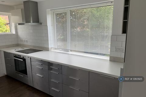 2 bedroom maisonette to rent, Bath Road, Maidenhead, SL6