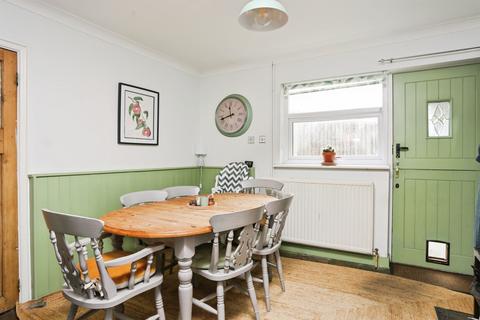 3 bedroom detached house for sale, Clay Lake, Spalding