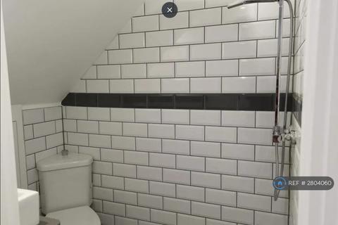 2 bedroom terraced house to rent, East St, Chesham, HP5