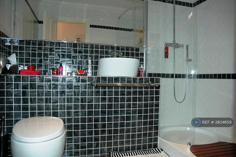 2 bedroom flat to rent, Brunswick Terrace, Hove, BN3