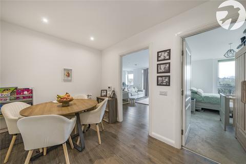 2 bedroom flat for sale, Brewers Square, Dartford, Kent, DA1