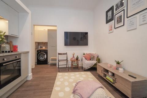 2 bedroom flat for sale, Beardmore Street, Dalmuir
