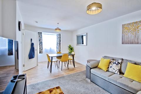 2 bedroom apartment for sale, St. Andrews Gardens, Colchester