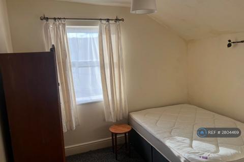 1 bedroom in a house share to rent, Grove Park Avenue, Bristol, BS4