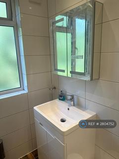 2 bedroom flat to rent, Southside, London, N7