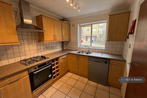 4 bedroom terraced house to rent, Plough Way, London, SE16