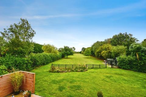 undefined, Summer Gates Lane, Bratoft
