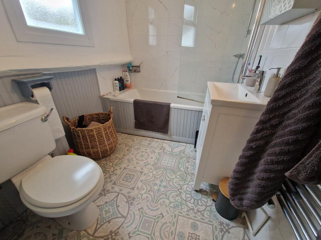 Ensuite Bathroom