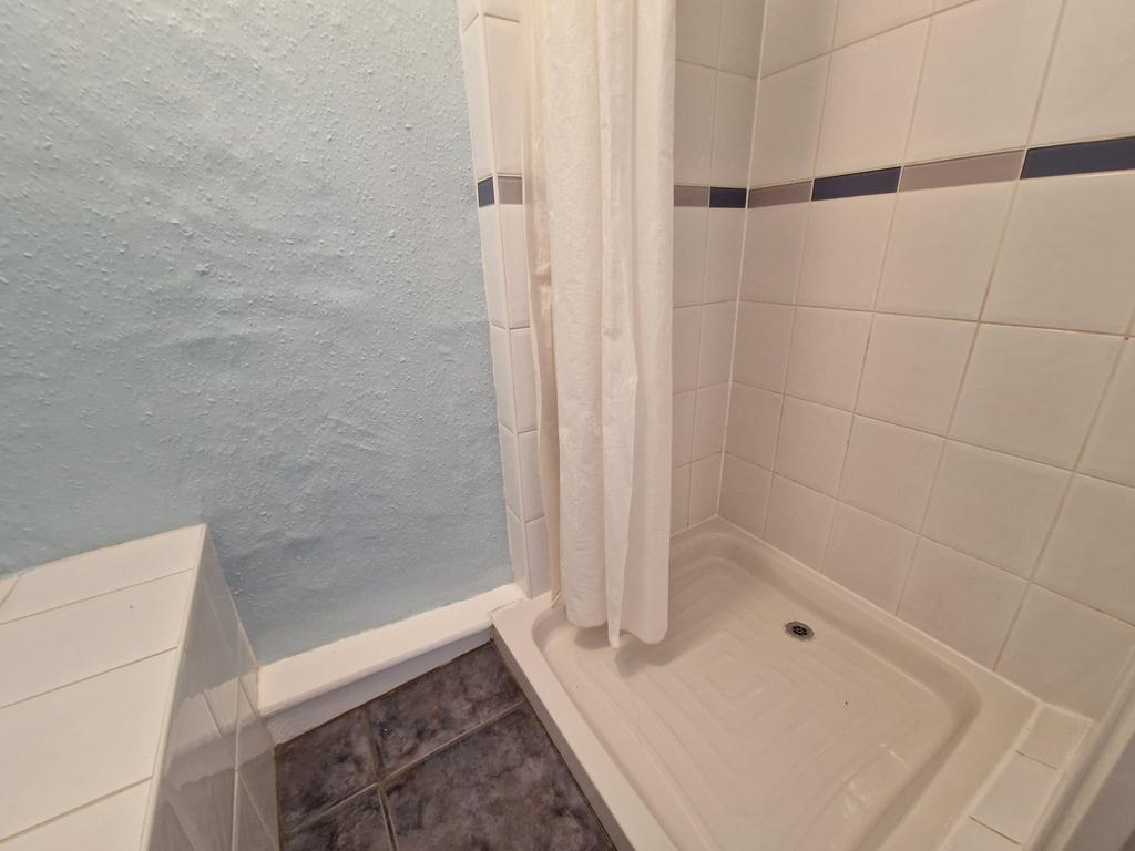 Ensuite Shower