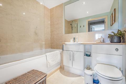 2 bedroom flat to rent, Durnsford Road, Wimbledon, London, SW19