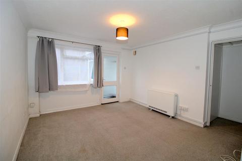 undefined, Argent Close, Seaford