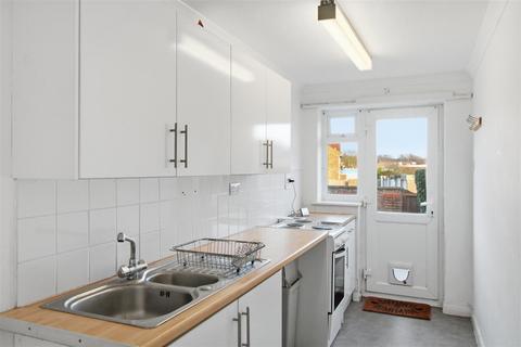 undefined, Argent Close, Seaford