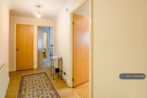 1 bedroom flat to rent, Carraway Heights, London, E14