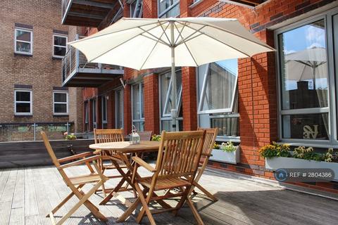 1 bedroom flat to rent, Kilmuir House, Epsom, KT17