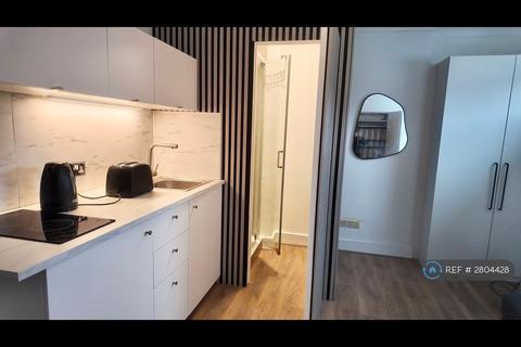 undefined, Kneller Road, London, SE4