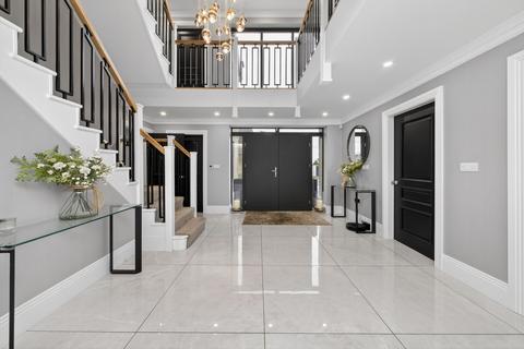 5 bedroom detached house for sale, Manygates Garden, Manygates Lane, Sandal, WF2