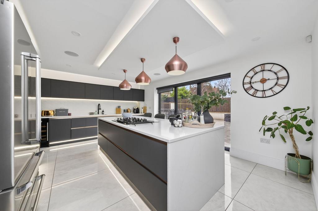 Living dining kitchen