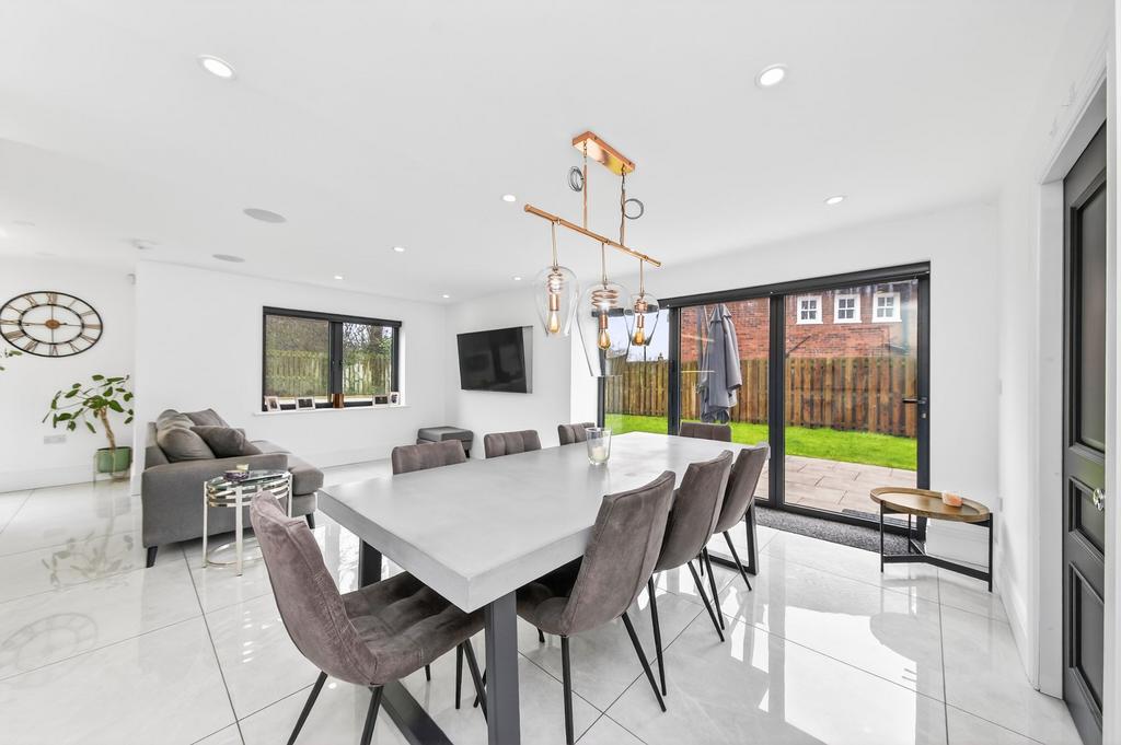 Living dining kitchen