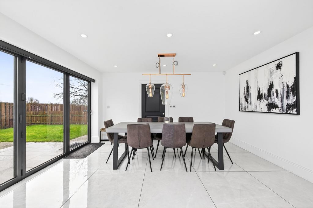 Living dining kitchen