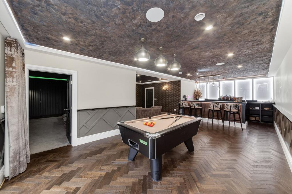 Entertainment suite and bar