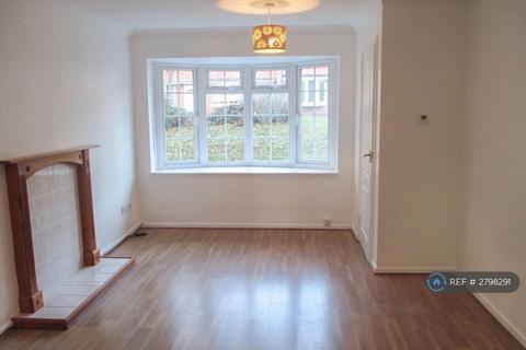 3 bedroom terraced house to rent, Sussex Drive, Banbury, OX16
