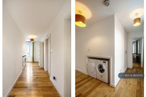 2 bedroom flat to rent, Brockley Cross, London, SE4