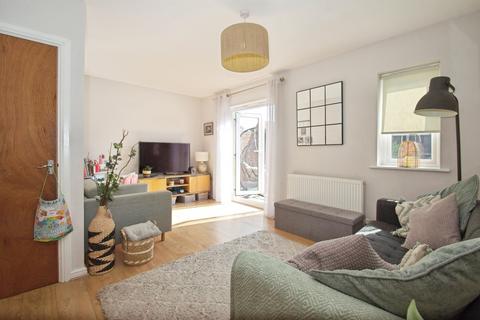 3 bedroom detached house for sale, Lonydd Glas, Llanharan, Pontyclun