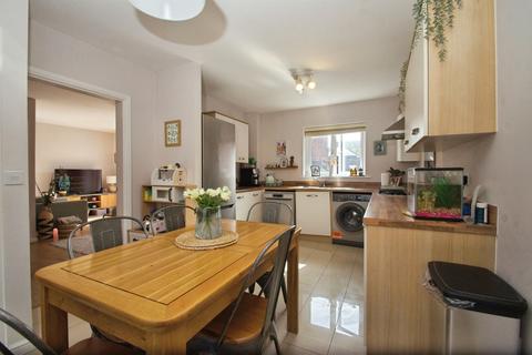 3 bedroom detached house for sale, Lonydd Glas, Llanharan, Pontyclun