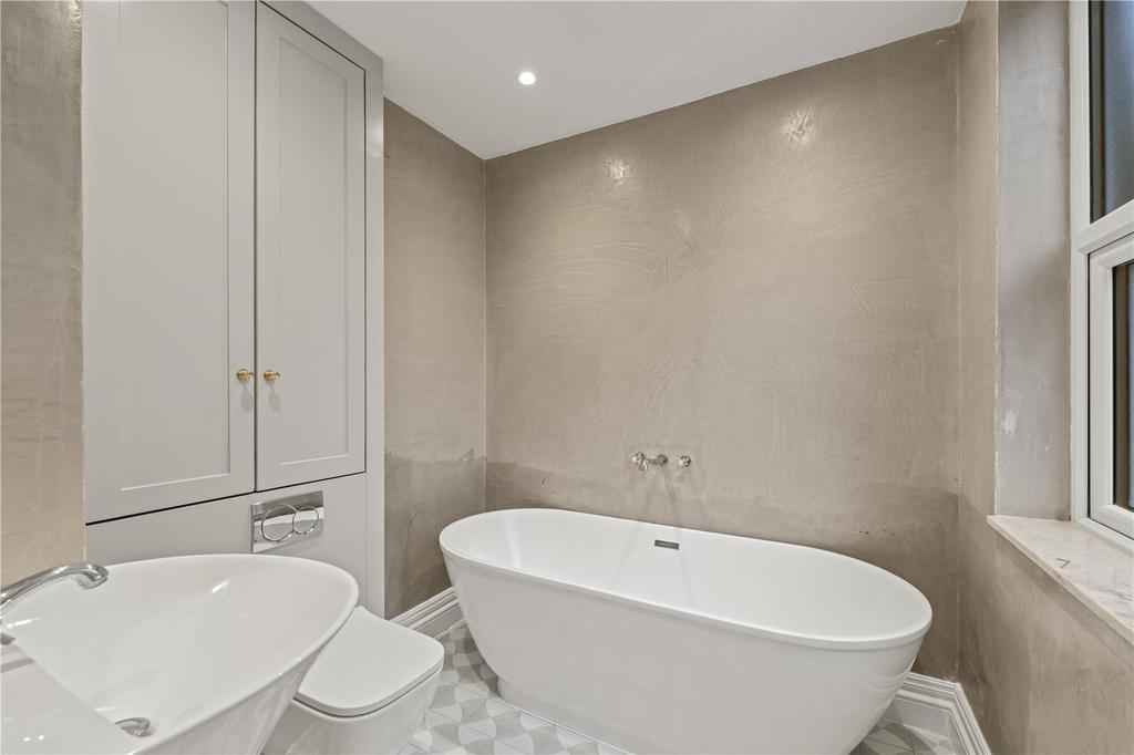 Ensuite